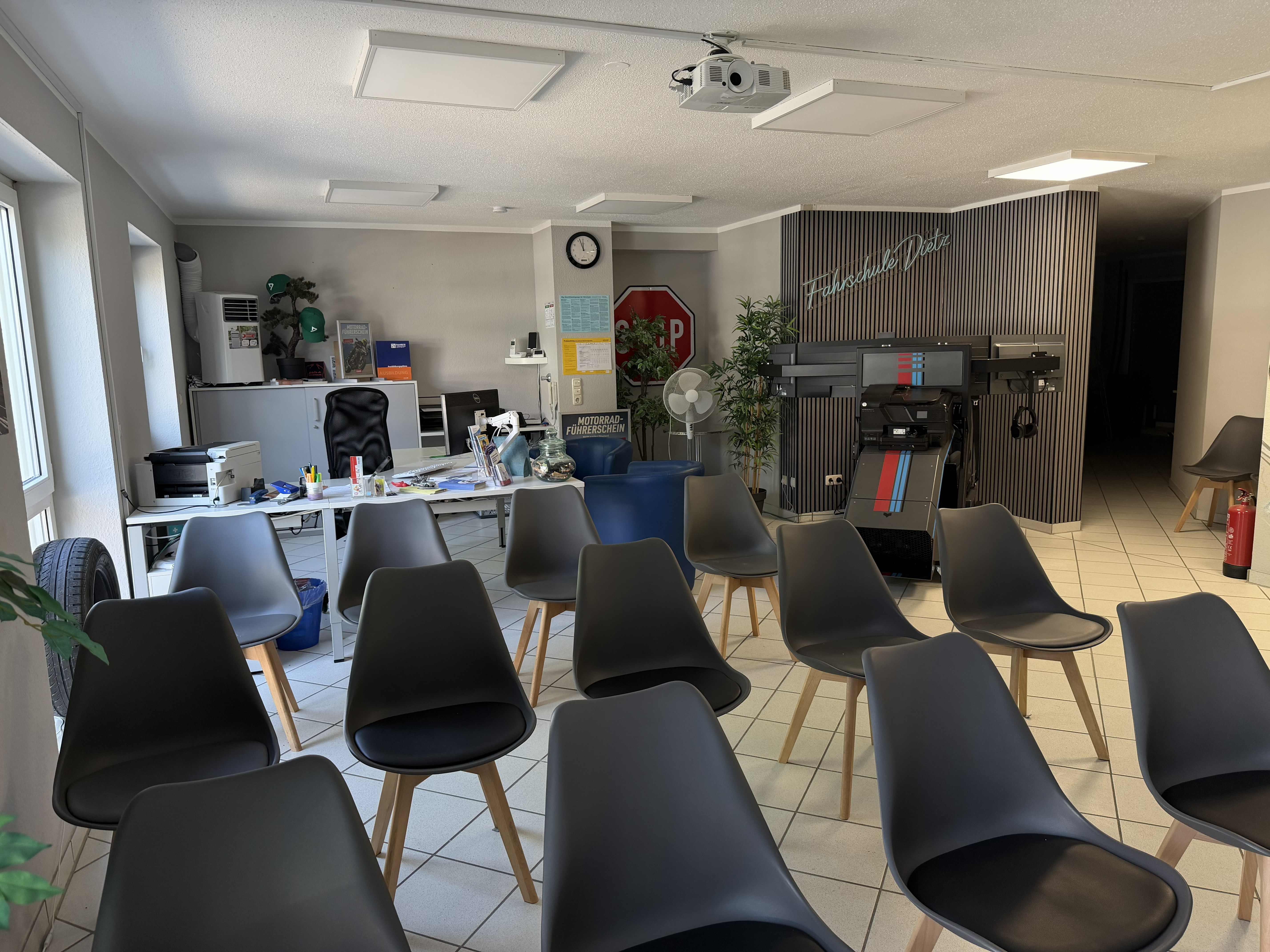 Schulungsraum Fahrschule Dietz